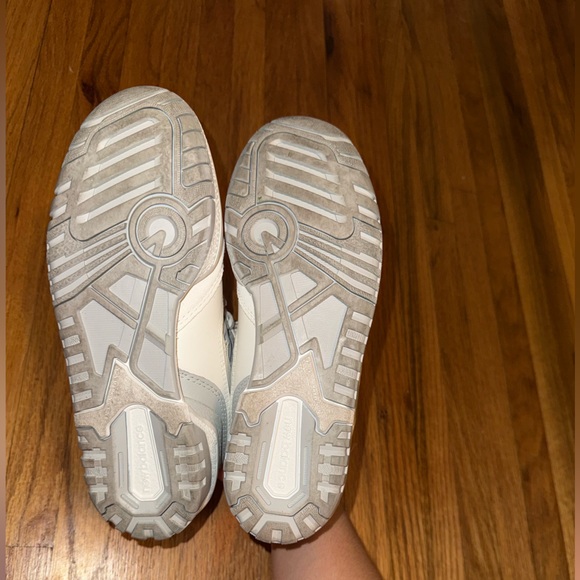New Balance 550 Women’s 7 - Picture 4 of 6